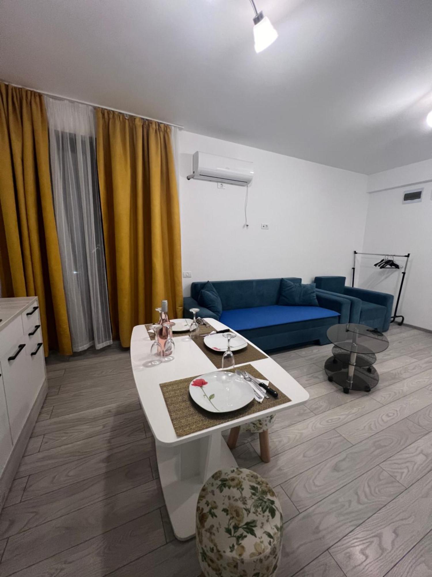 Cris Sunny Apartaments Năvodari Esterno foto